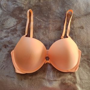 Victoria's Secret Push-Up Bra 36DD